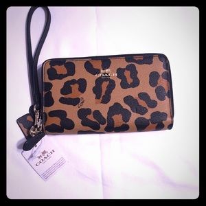 Coach wallet/wristlet